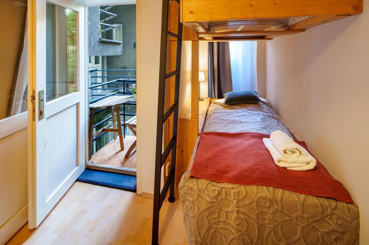 Dlouha Apartment With Balcony Prag Exteriör bild